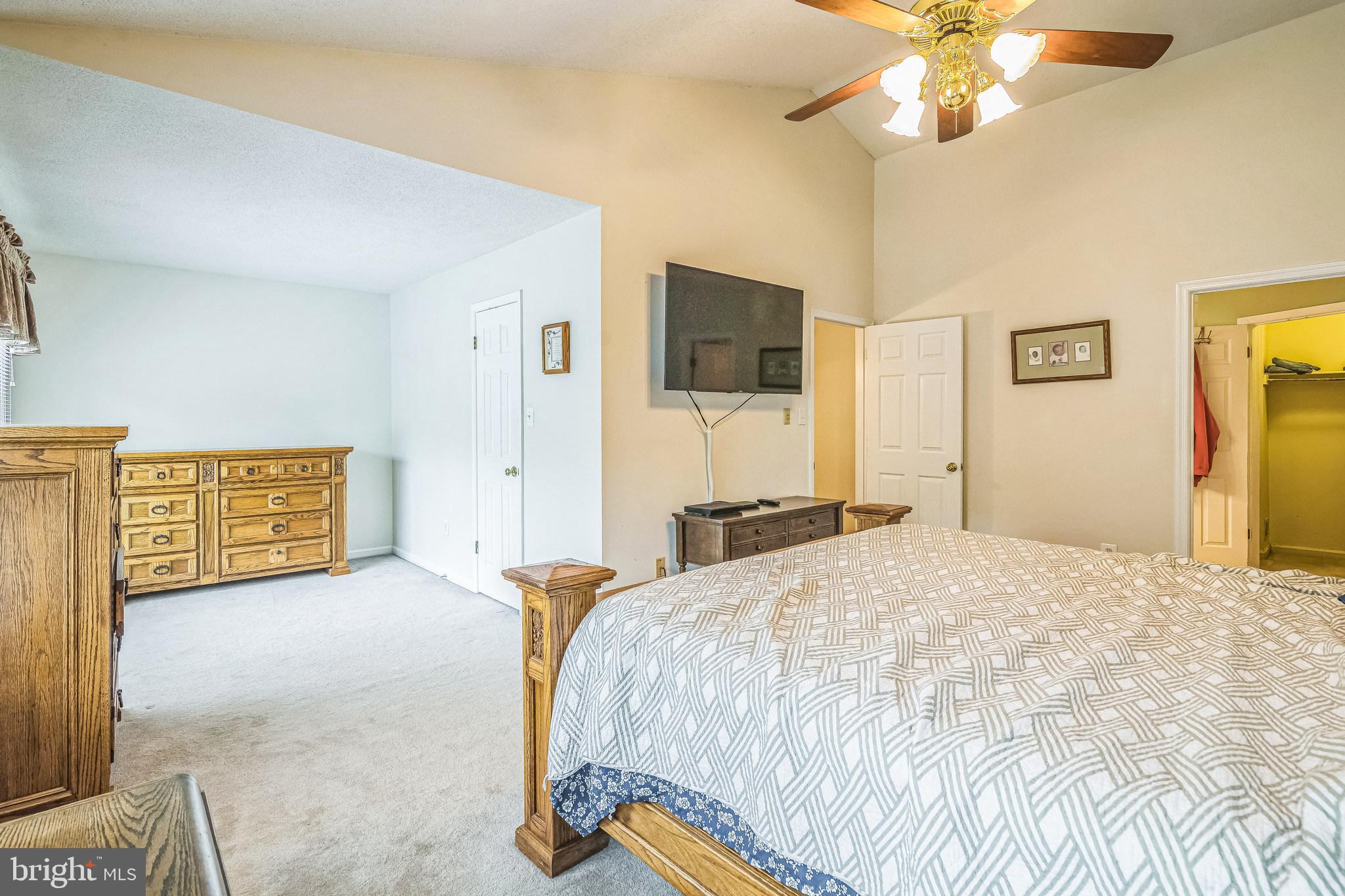 NEABSCO HILLS - Residential