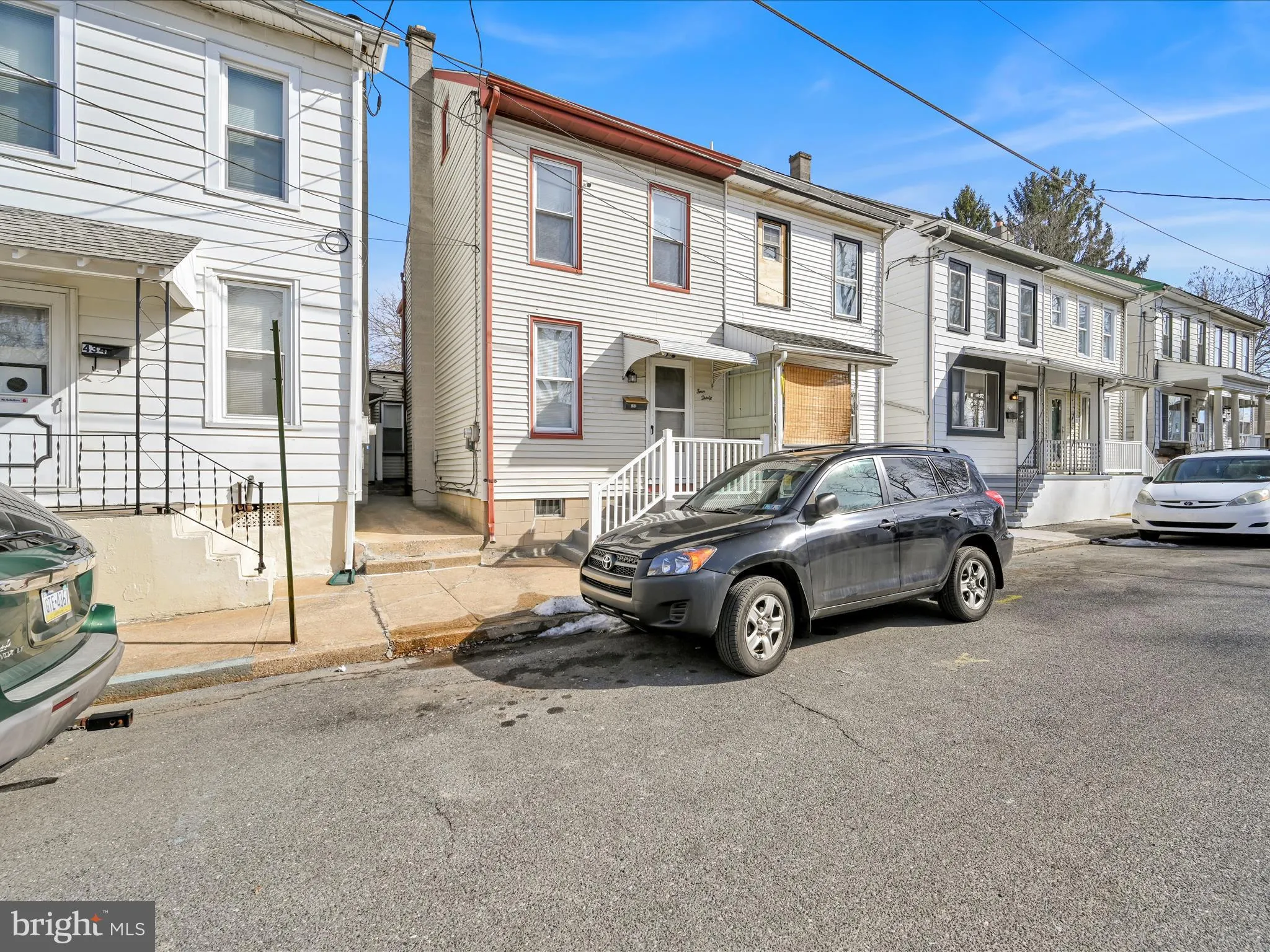 Lebanon, Pennsylvania 17046, United States, 3 Bedrooms Bedrooms, ,1 BathroomBathrooms,Residential,Pending,76684