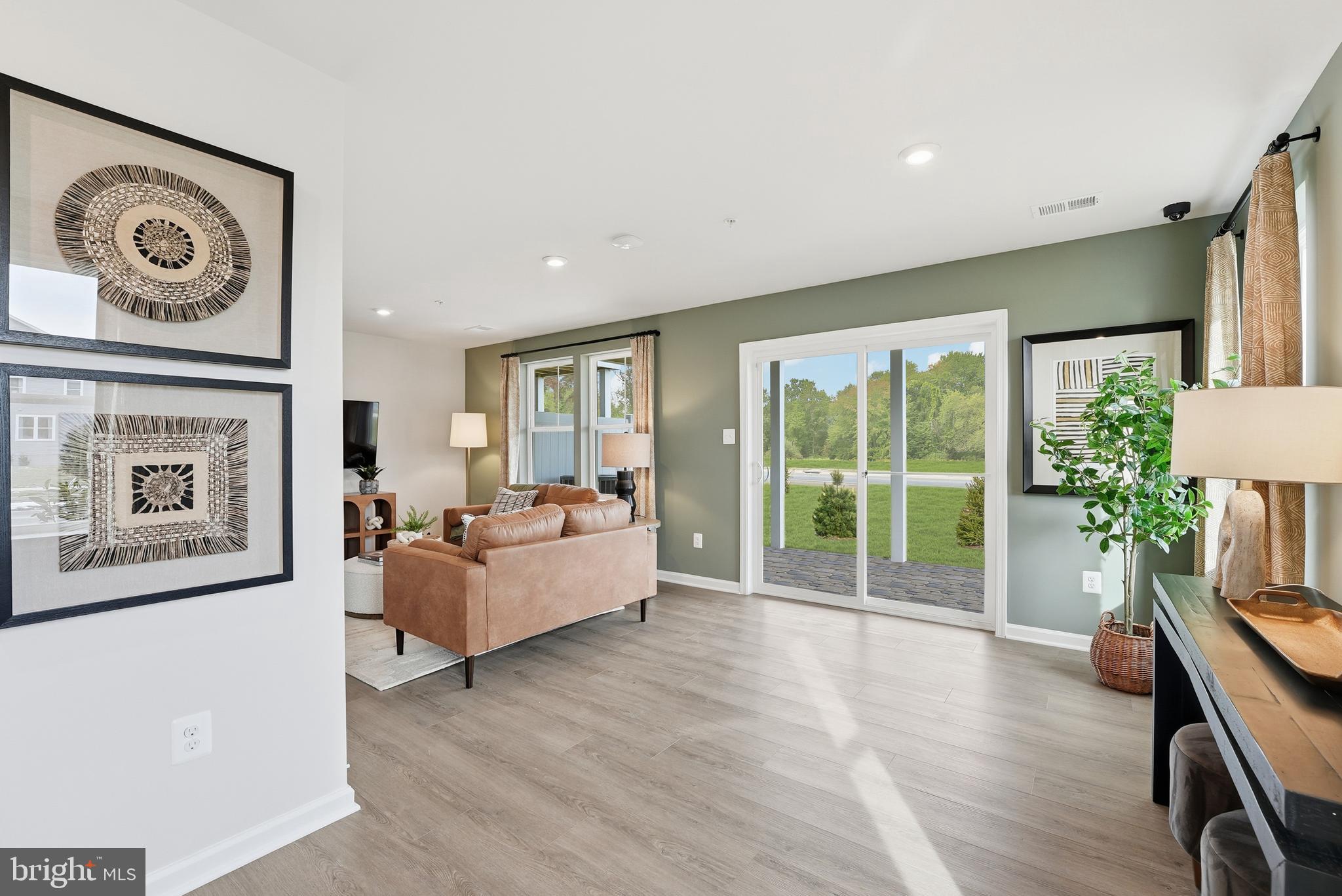 SUNSTONE PRESERVE - Residential