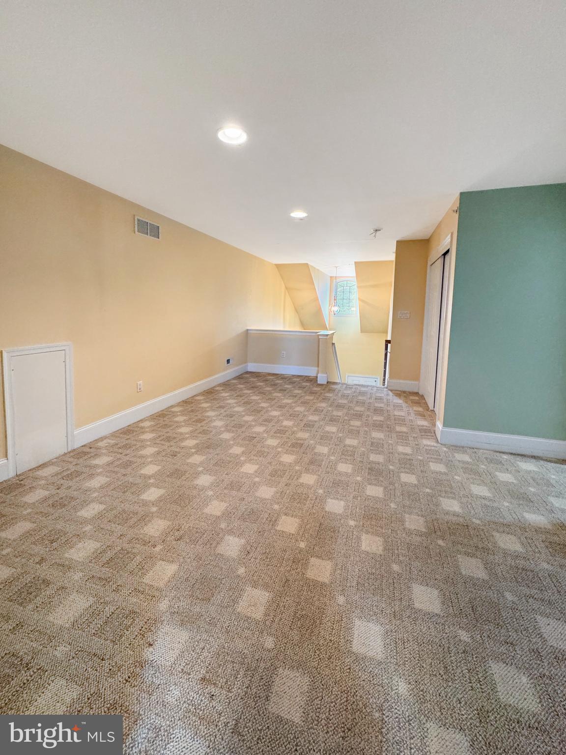 JEFFERSON CROSSING - Residential