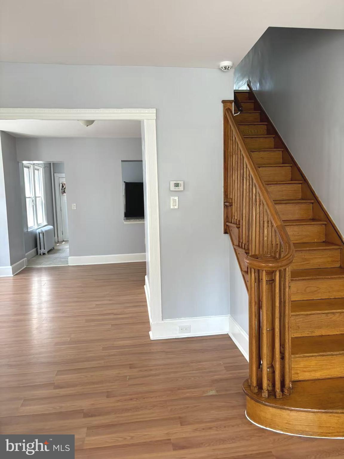 LAWNCREST - Residential