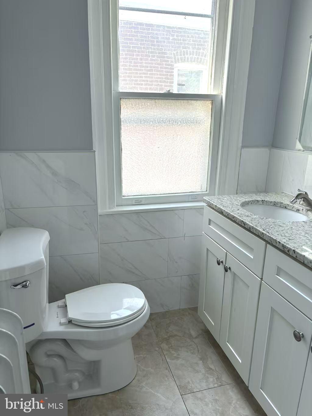 LAWNCREST - Residential