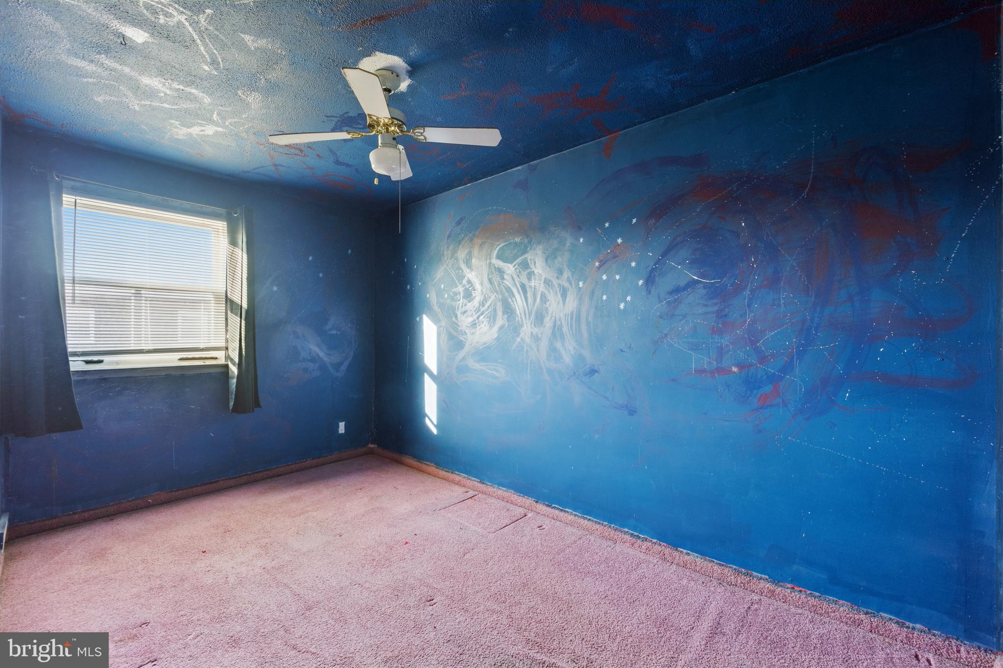 LAWNDALE - Residential