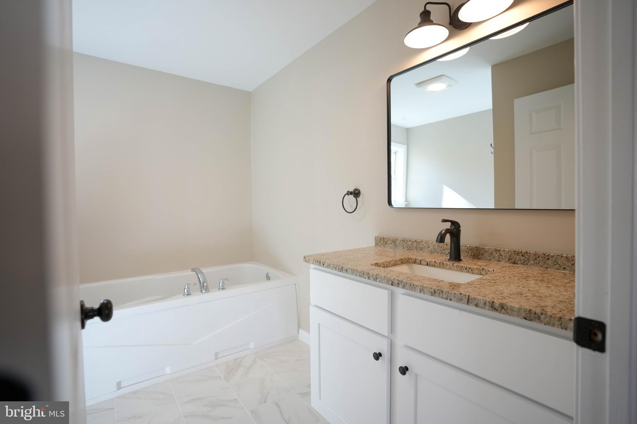 NON AVAILABLE - Residential