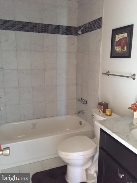 THE PROVINCES - Residential Lease