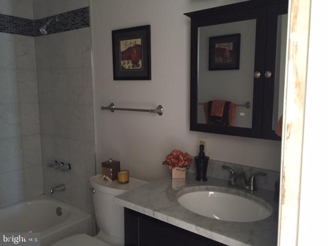 THE PROVINCES - Residential Lease