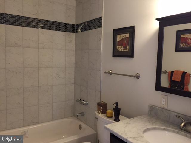 THE PROVINCES - Residential Lease