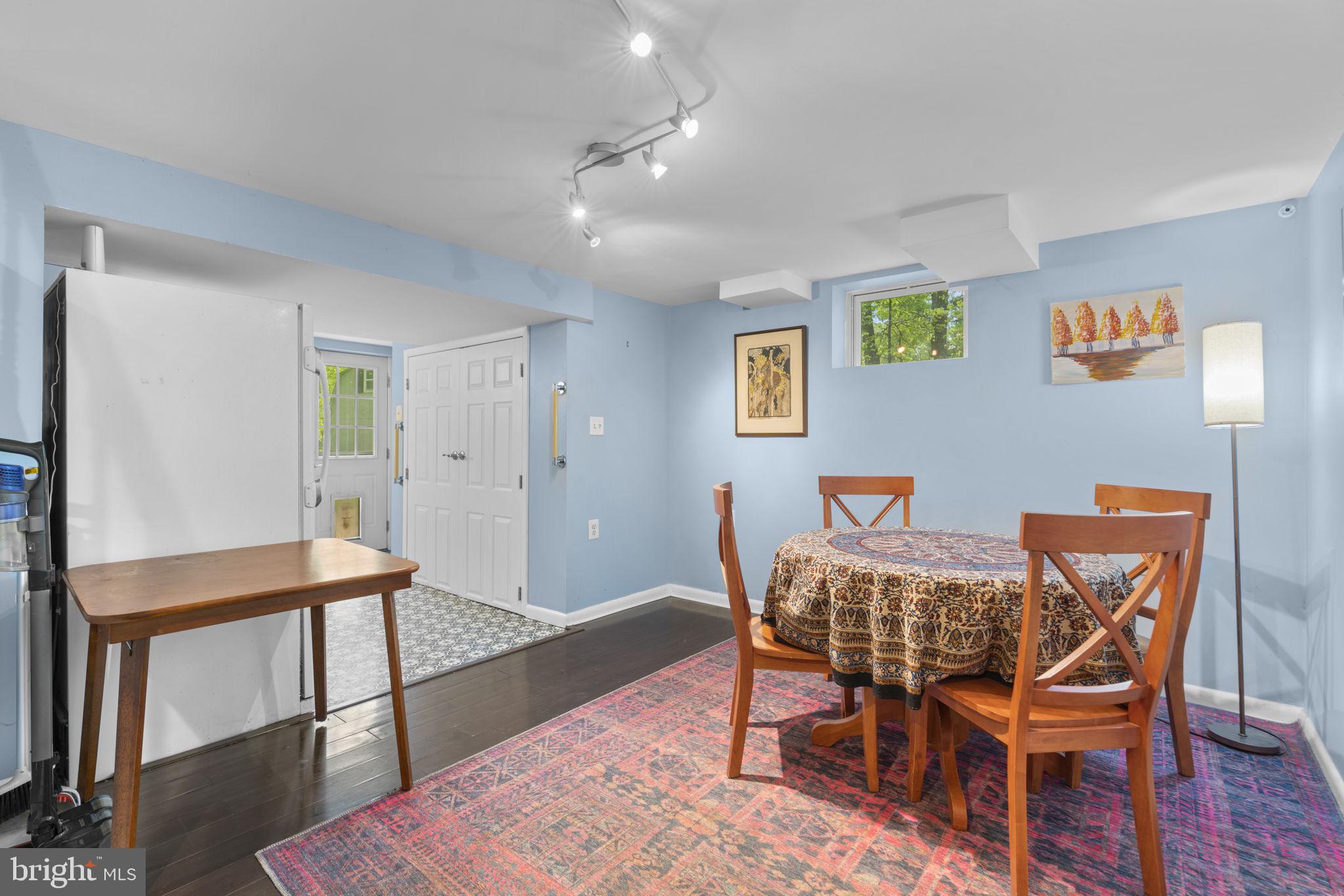 ELLERSLIE ESTATES - Residential