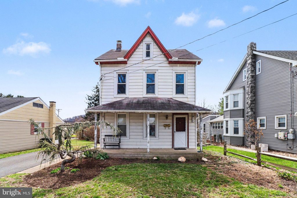 Photo of 345 E Walnut Street, MARIETTA, PA 17547 (MLS # PALA2085374)