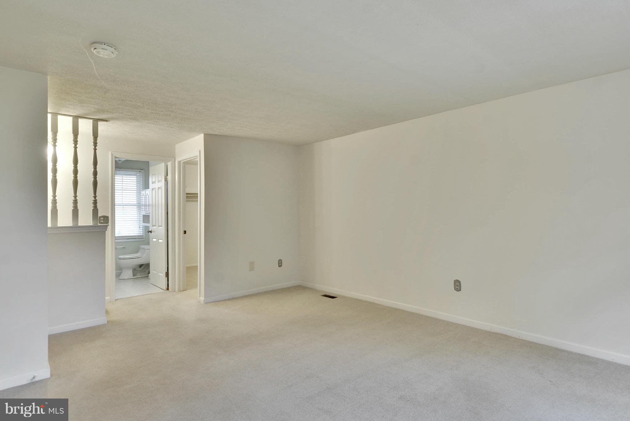 FOXLAIR ACRES - Residential