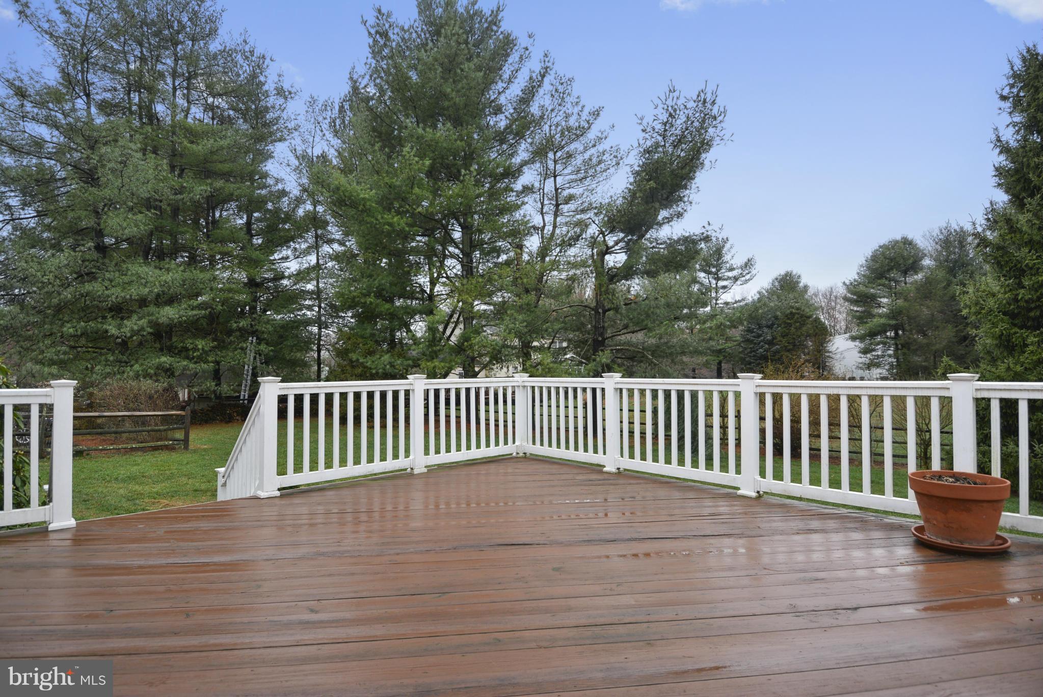 FOXLAIR ACRES - Residential