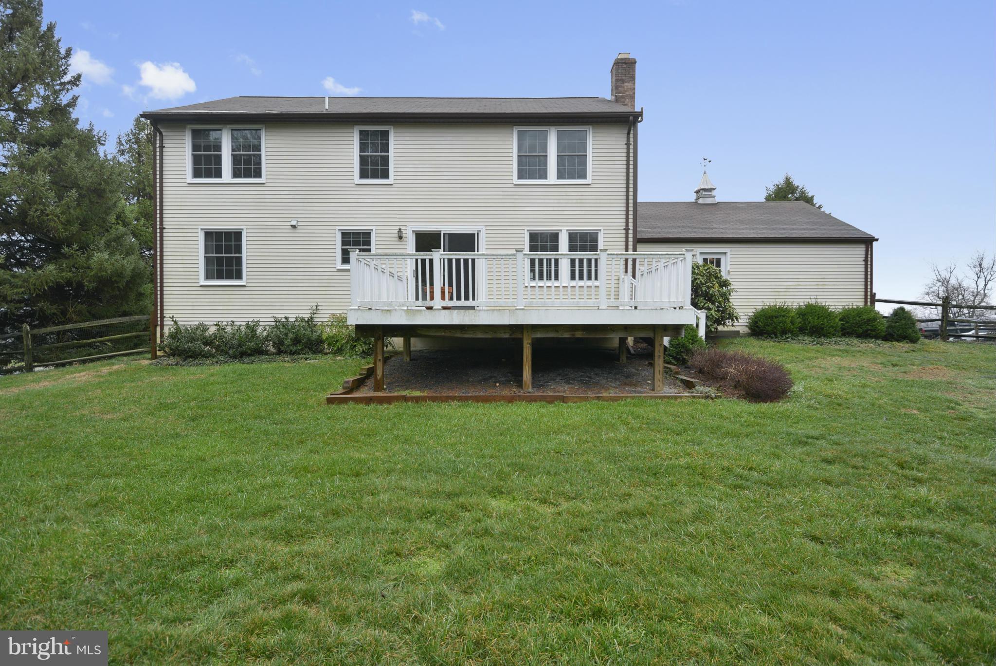 FOXLAIR ACRES - Residential