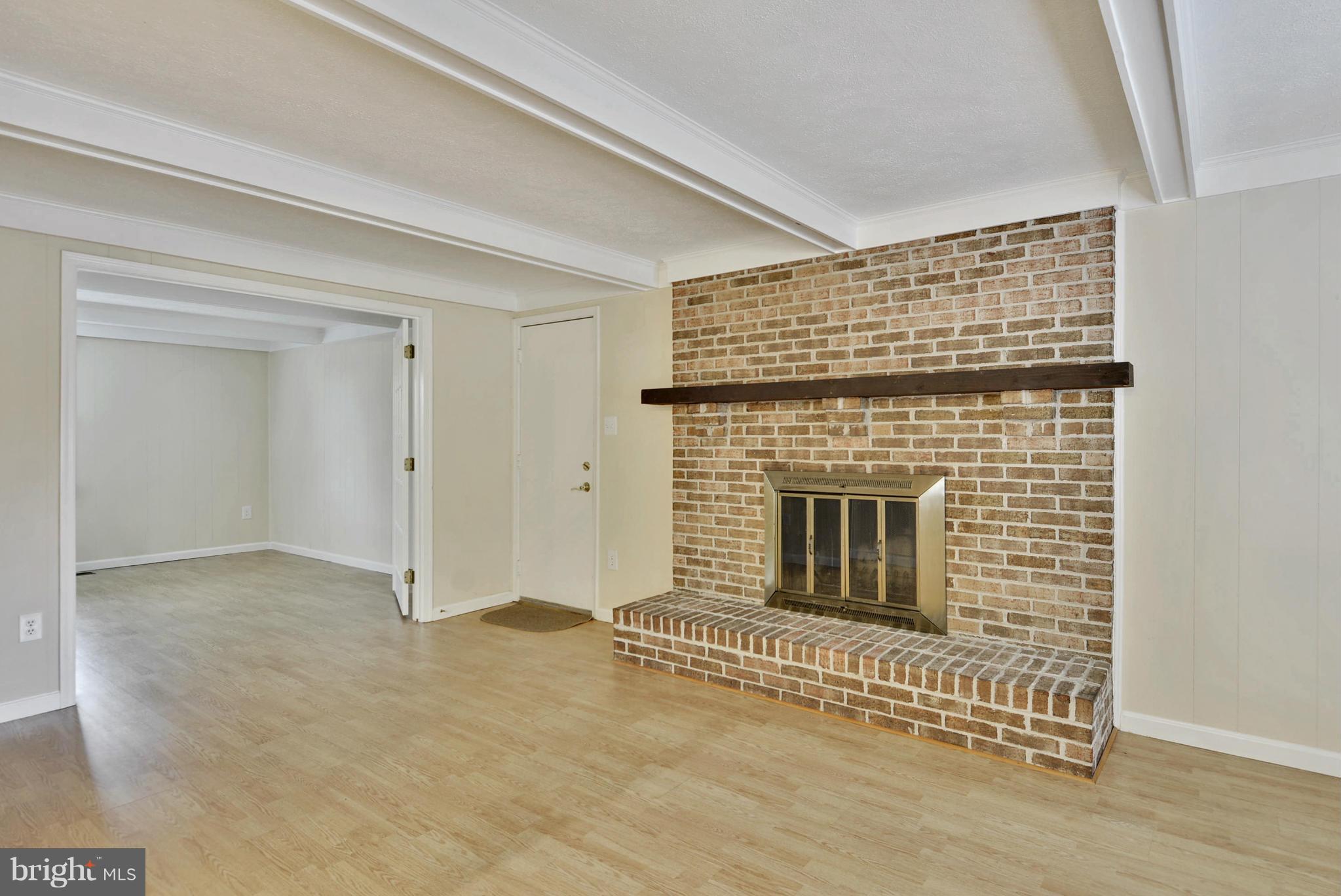 FOXLAIR ACRES - Residential