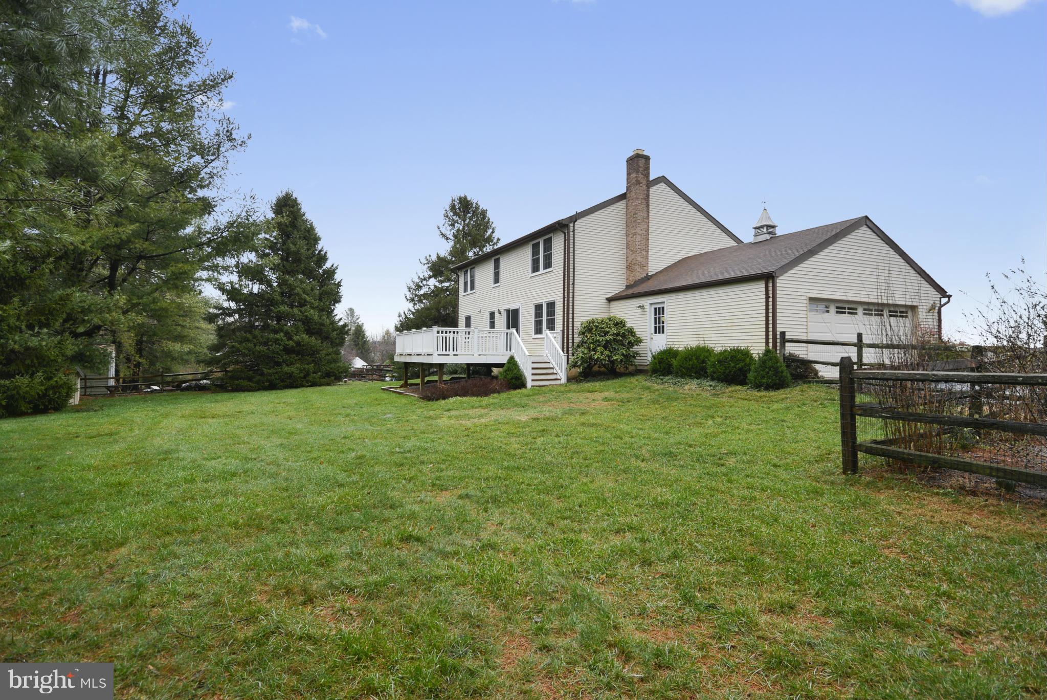 FOXLAIR ACRES - Residential