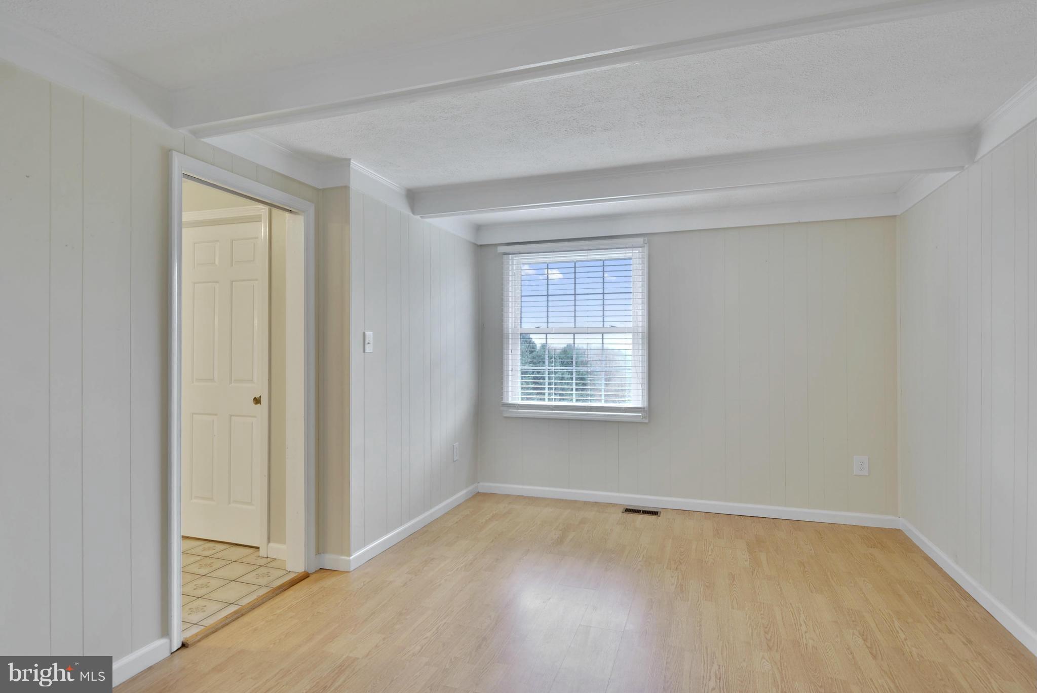 FOXLAIR ACRES - Residential