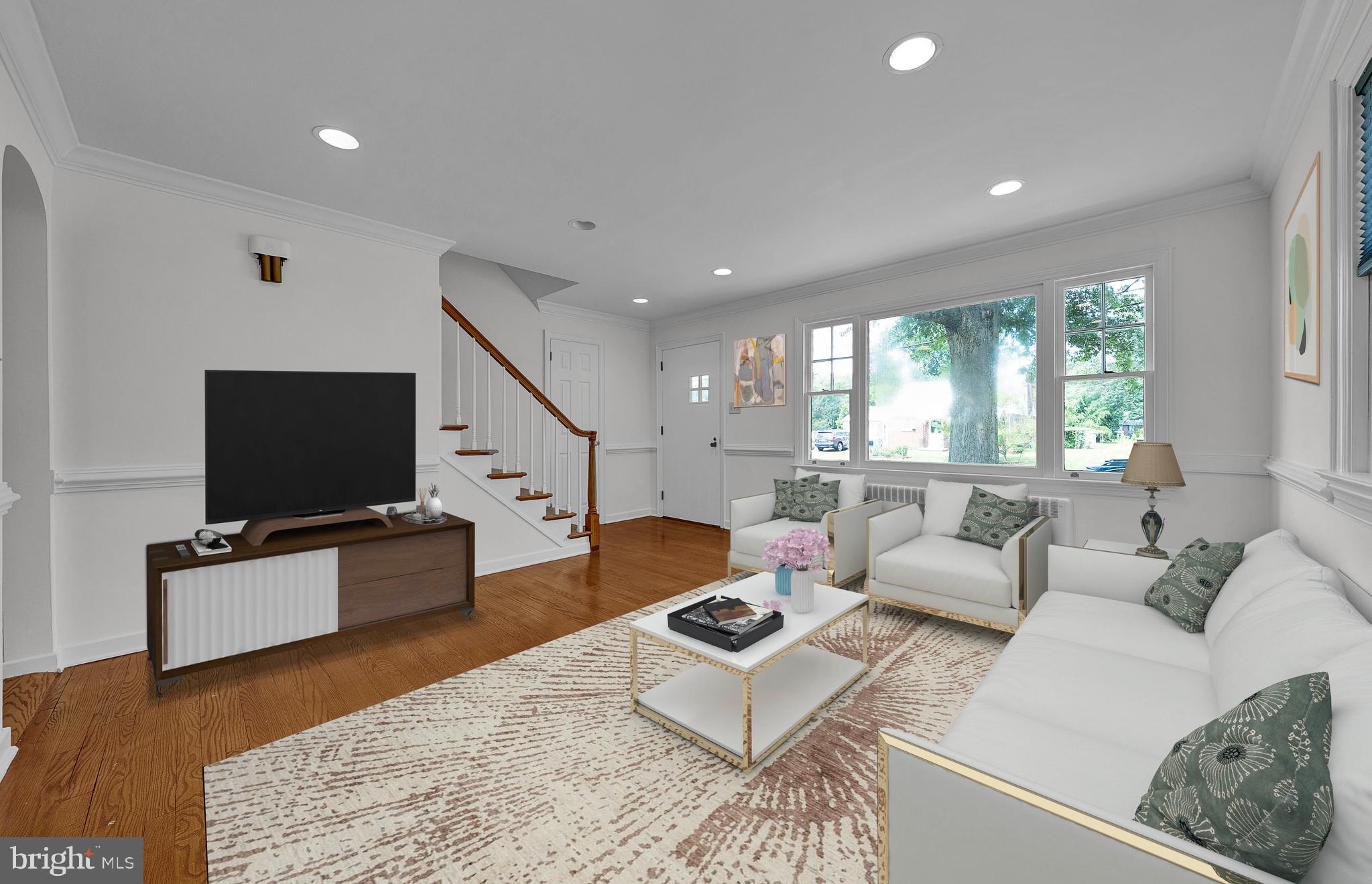 2031 OAK AVENUE