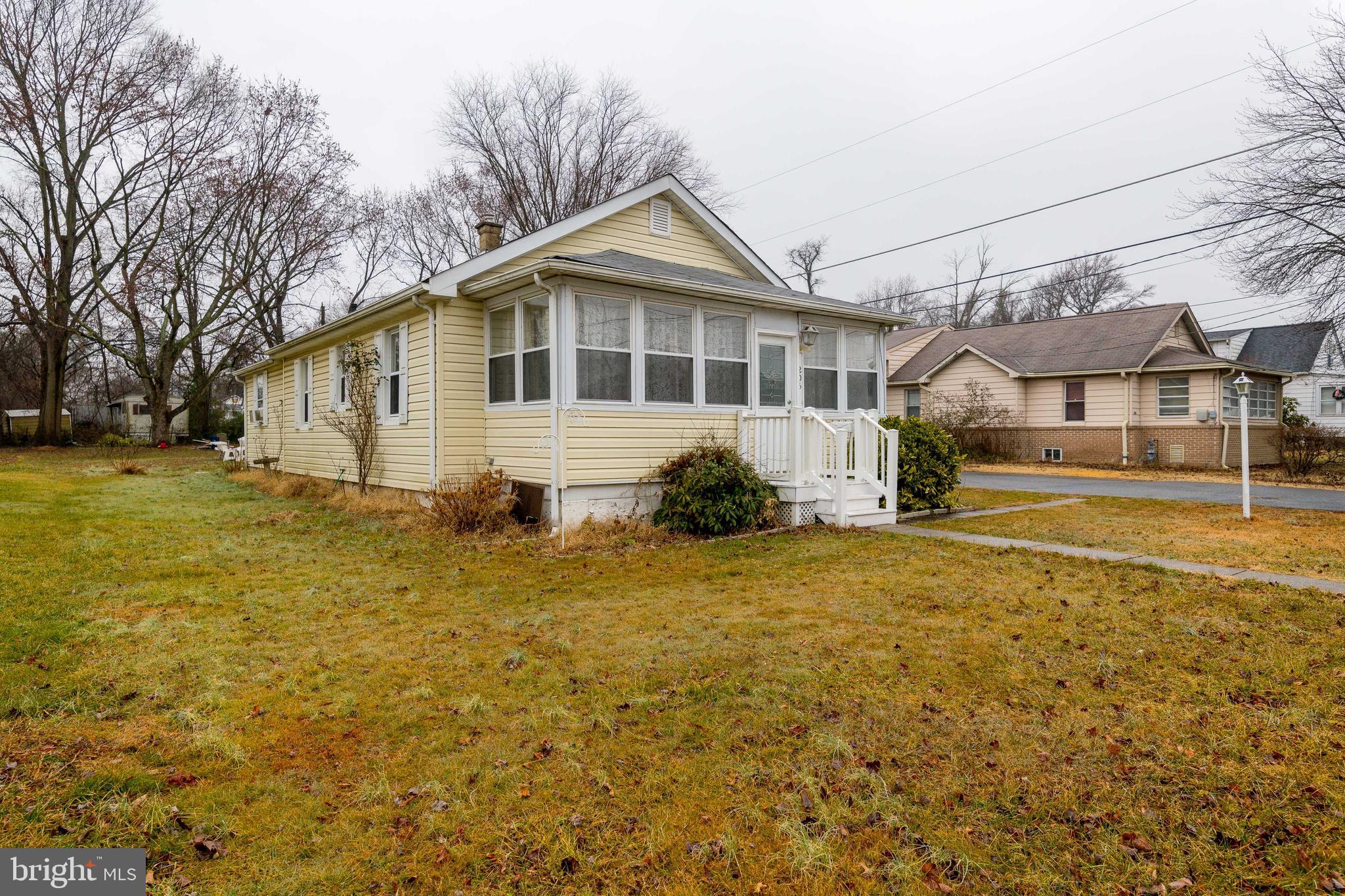 VILLAGE OF EDGEWOOD - Residential