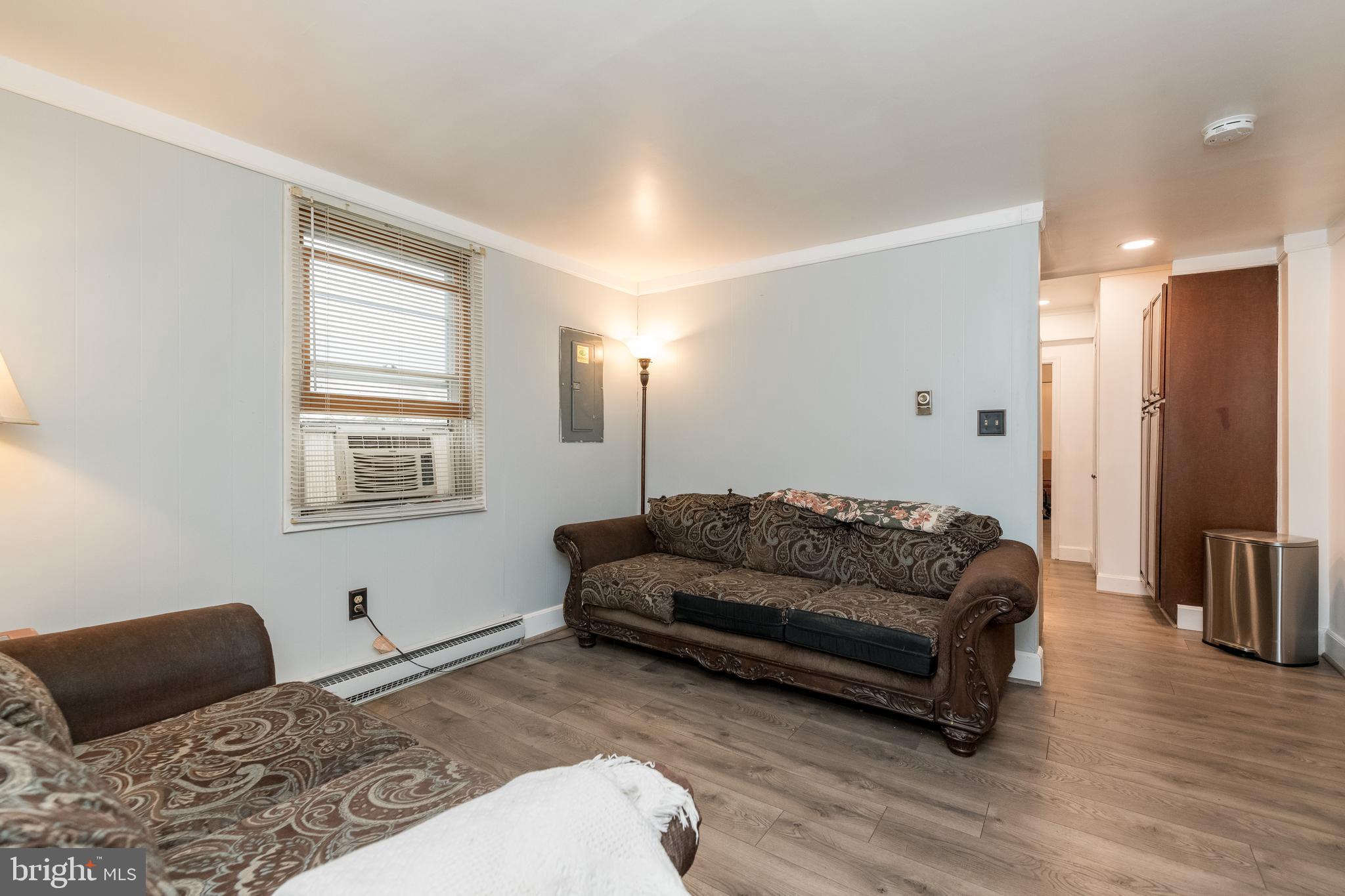 VILLAGE OF EDGEWOOD - Residential