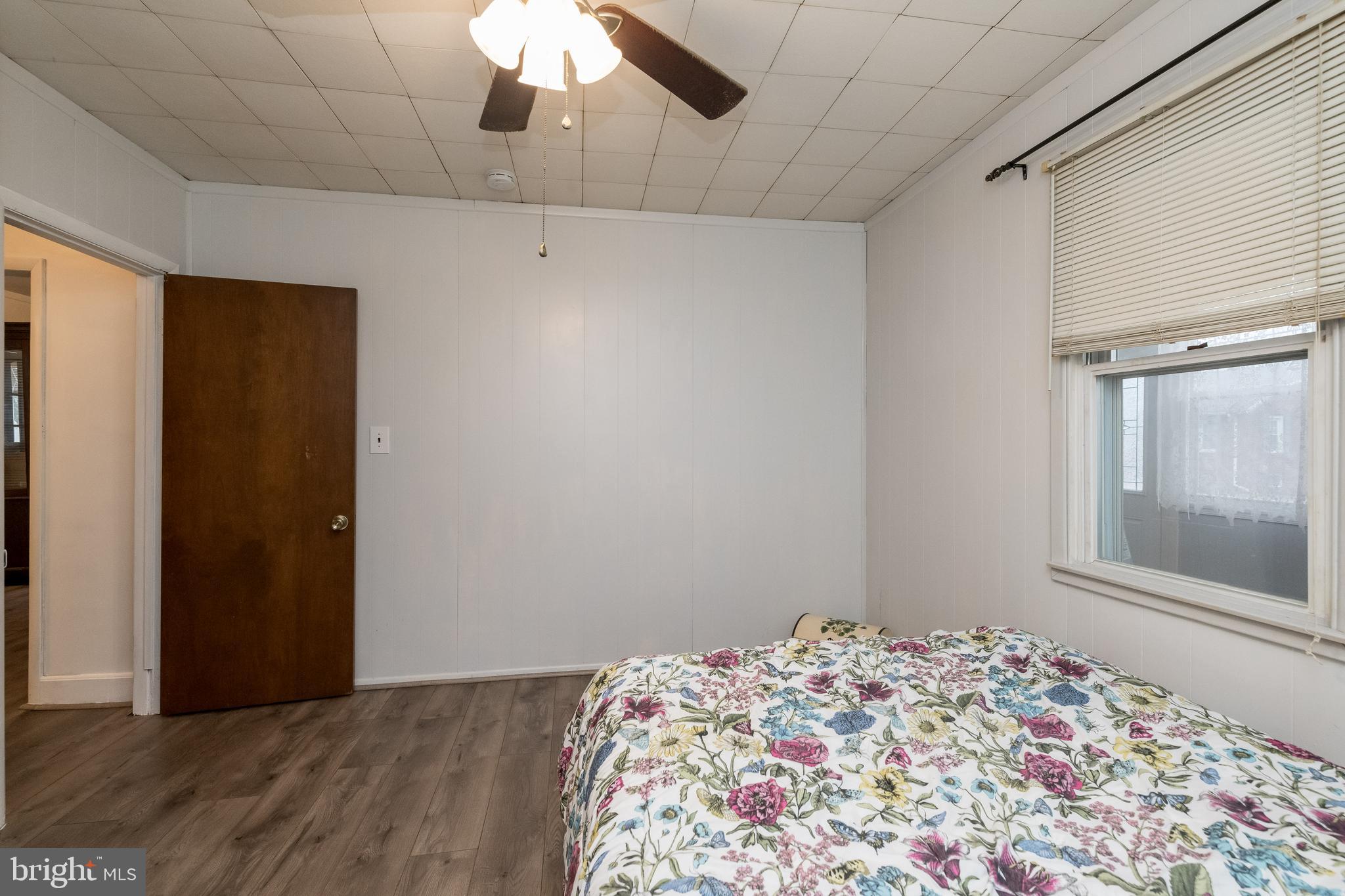 VILLAGE OF EDGEWOOD - Residential