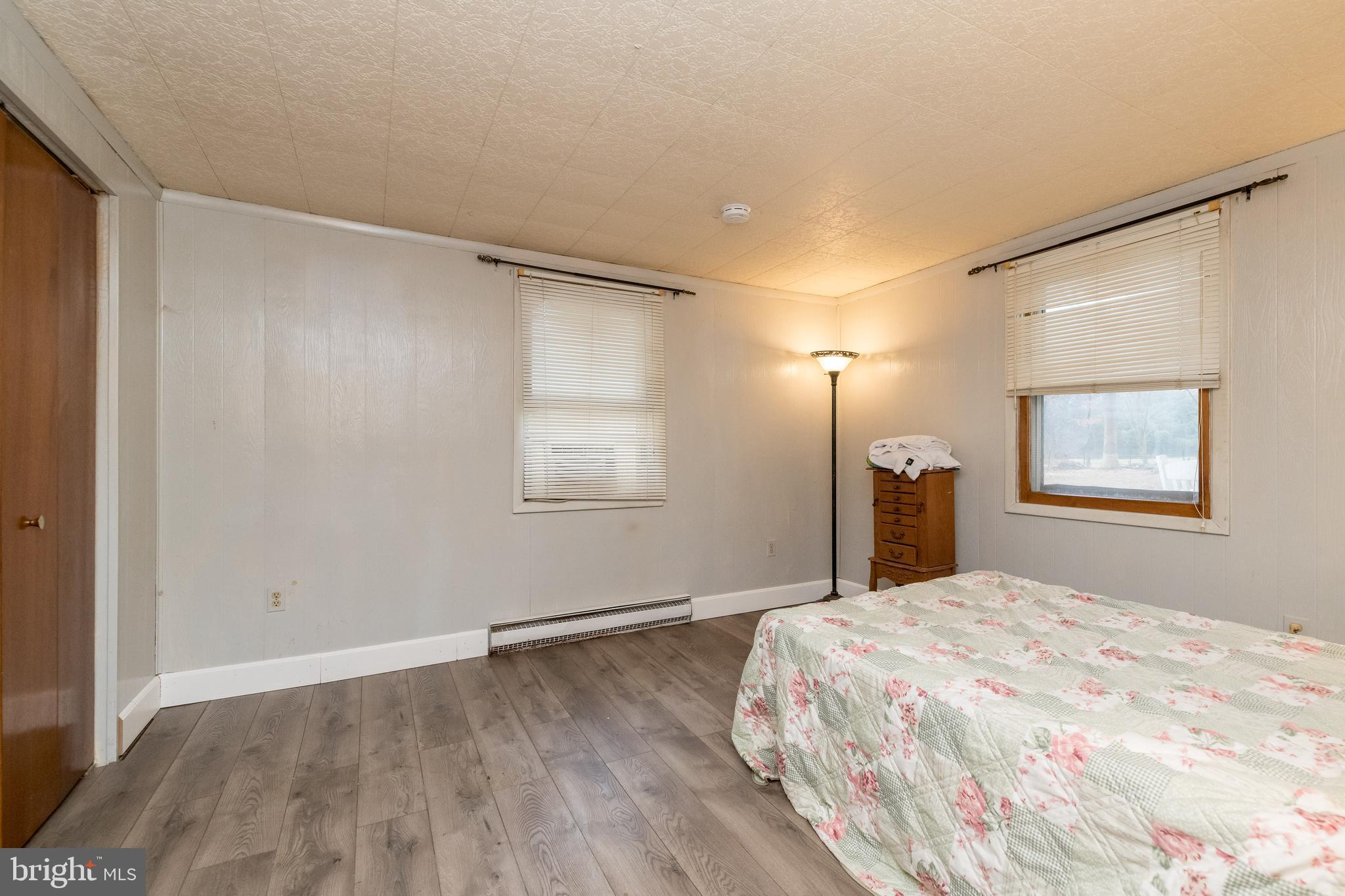 VILLAGE OF EDGEWOOD - Residential