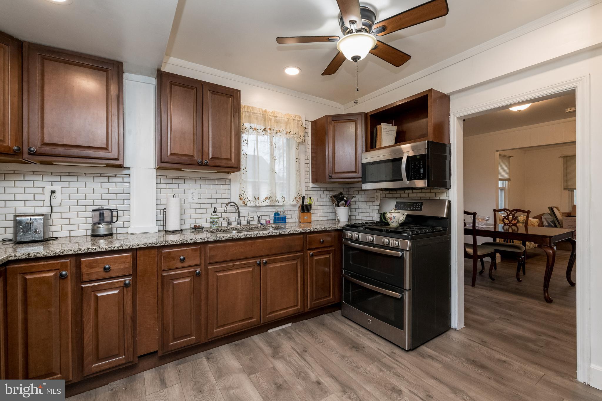 VILLAGE OF EDGEWOOD - Residential