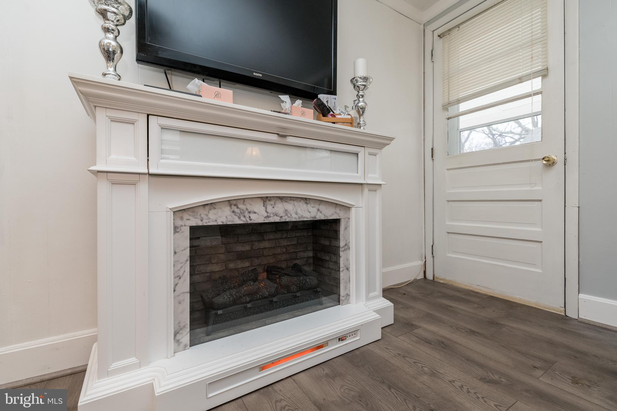 VILLAGE OF EDGEWOOD - Residential