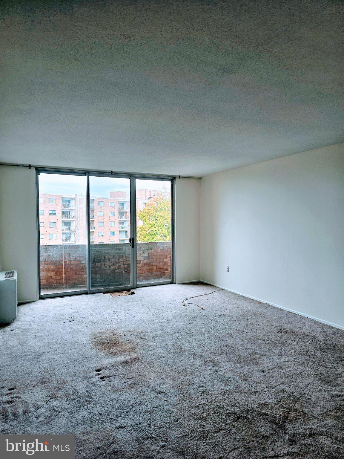 100 WEST AVENUE 501S