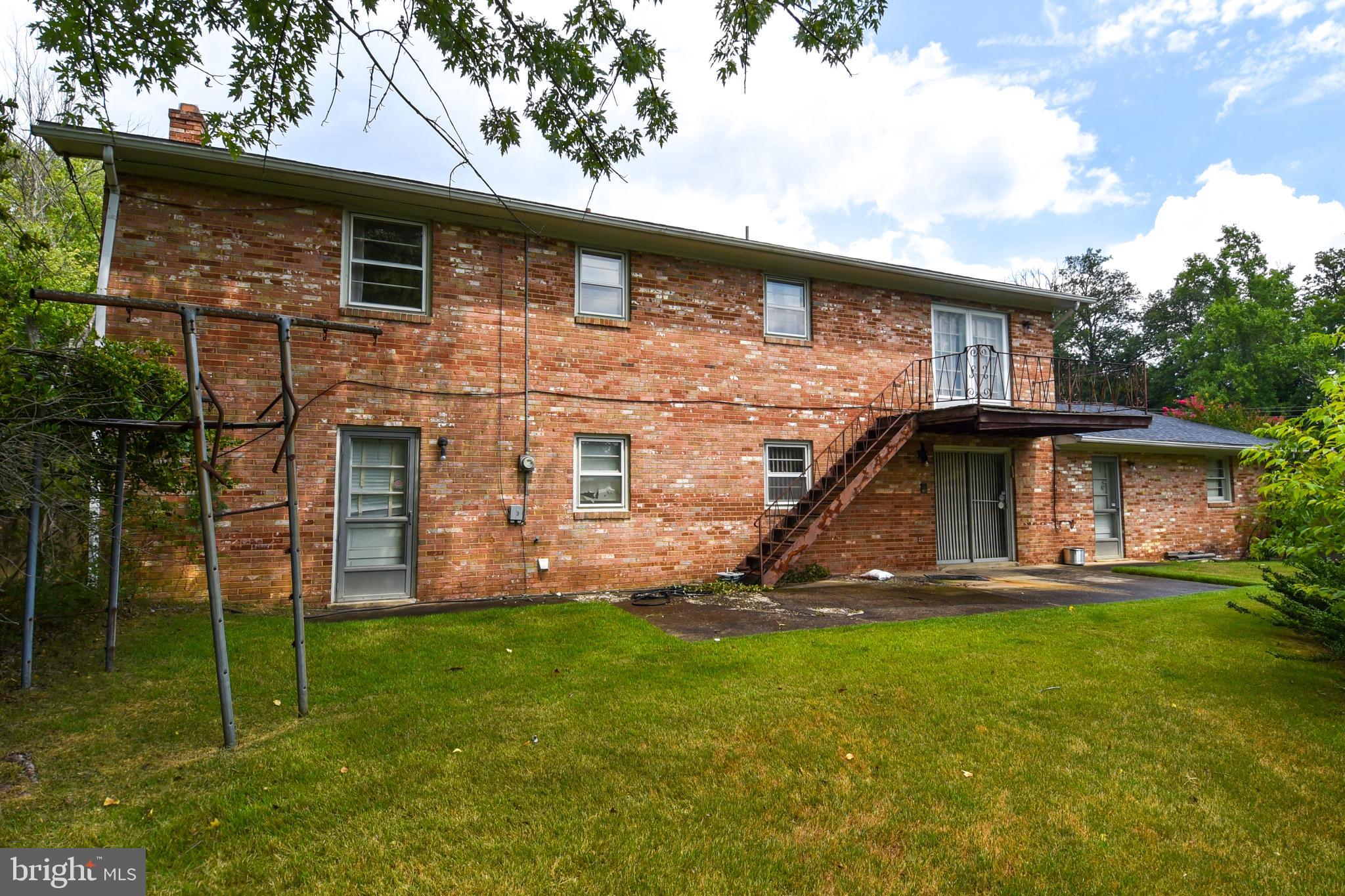 CALTOR MANOR - Residential