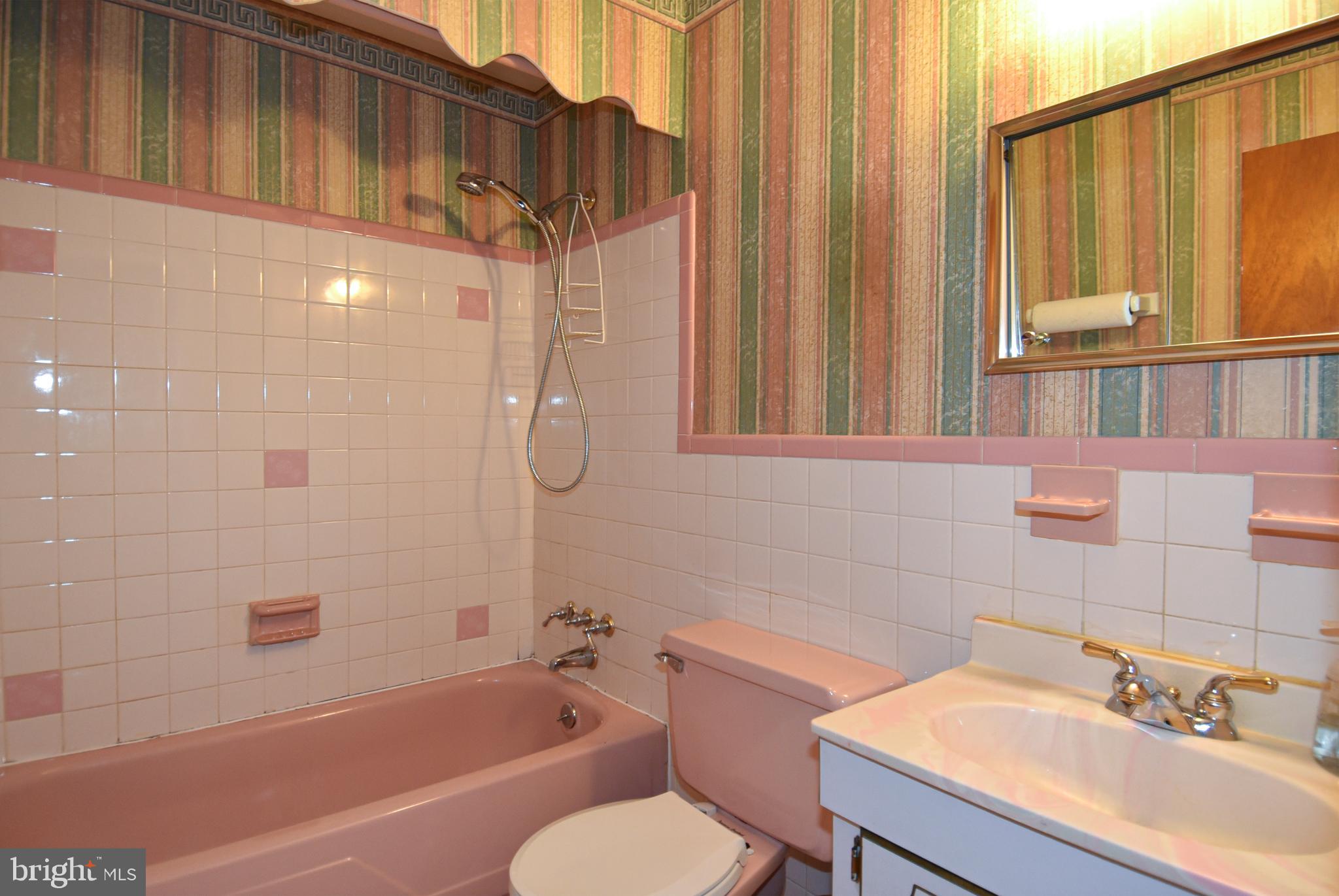 CALTOR MANOR - Residential