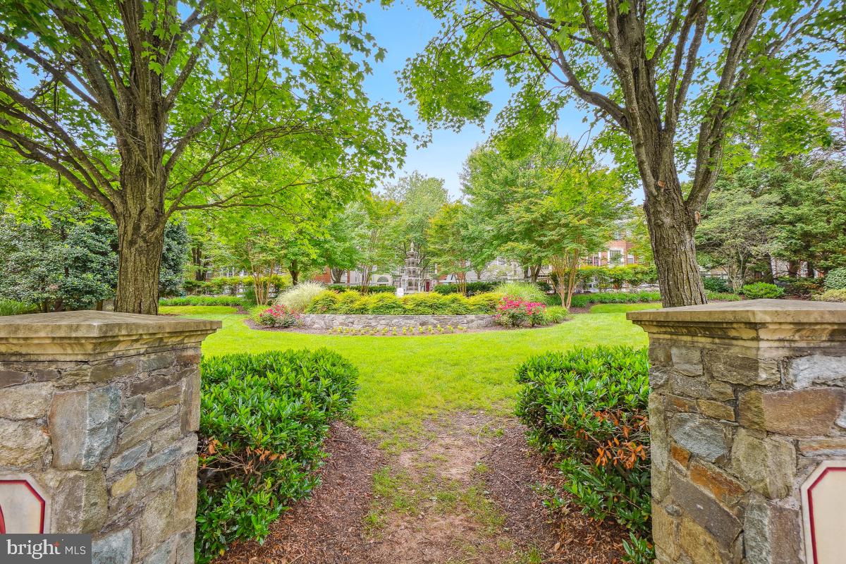 18801 SPARKLING WATER DRIVE 8/T-2