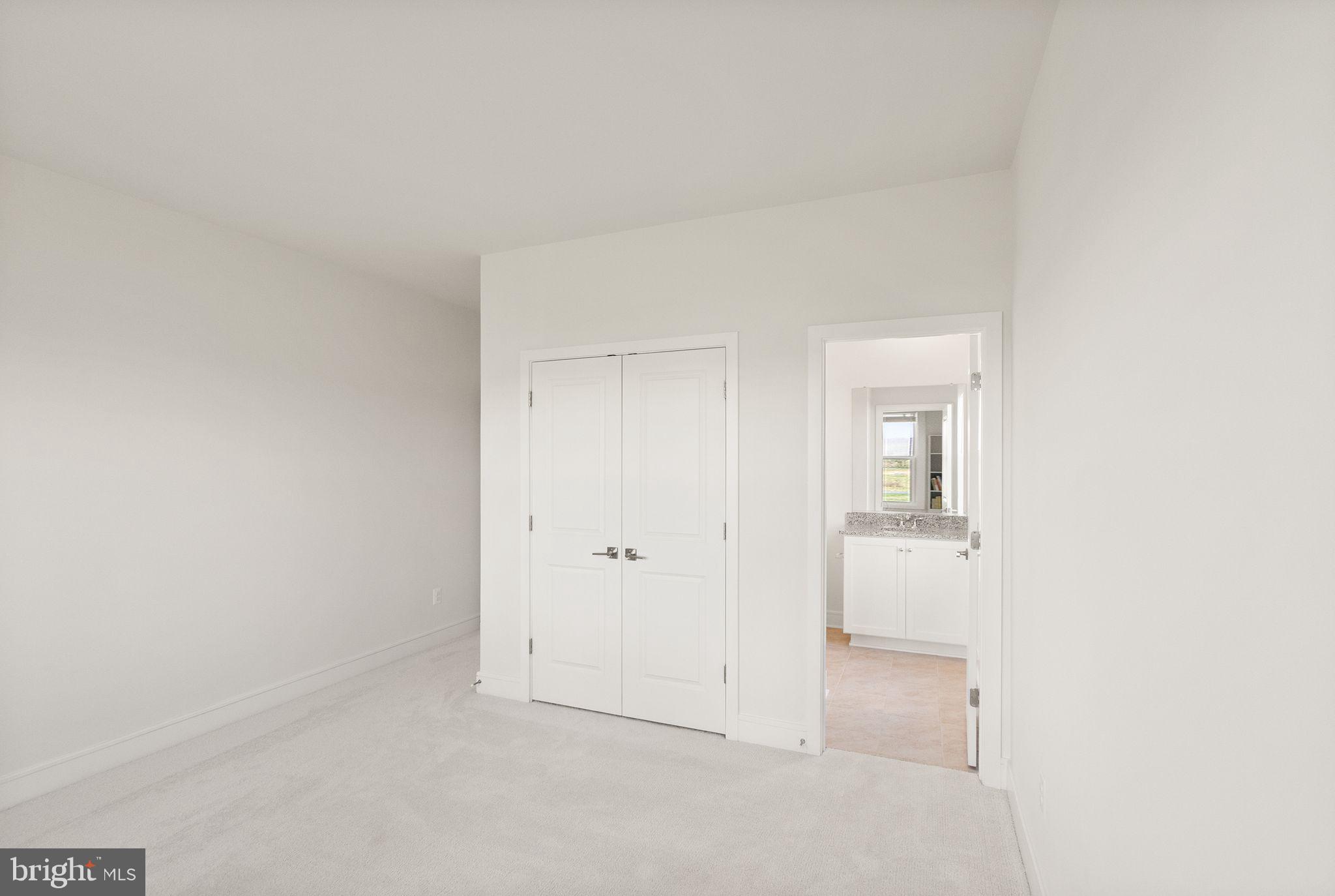 GLENMORE FARM - Residential