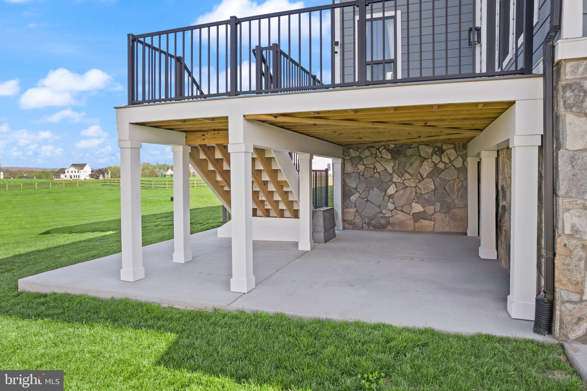 GLENMORE FARM - Residential