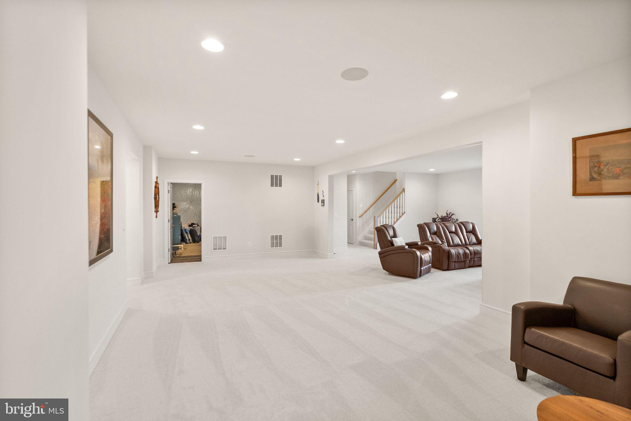 GLENMORE FARM - Residential