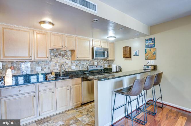 1650 CHIMNEY HOUSE ROAD 1650