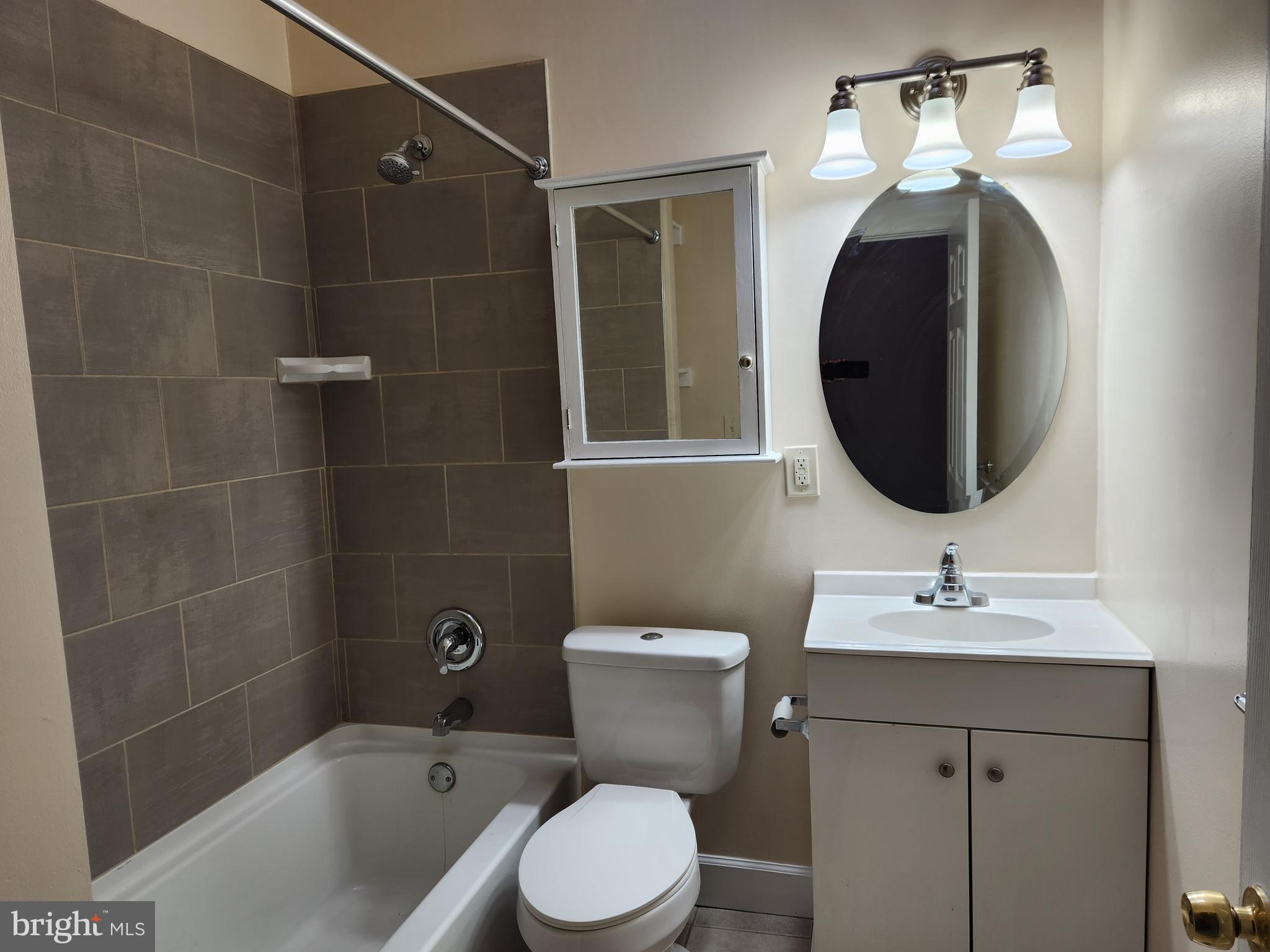 EAST BALTIMORE MIDWAY - Residential