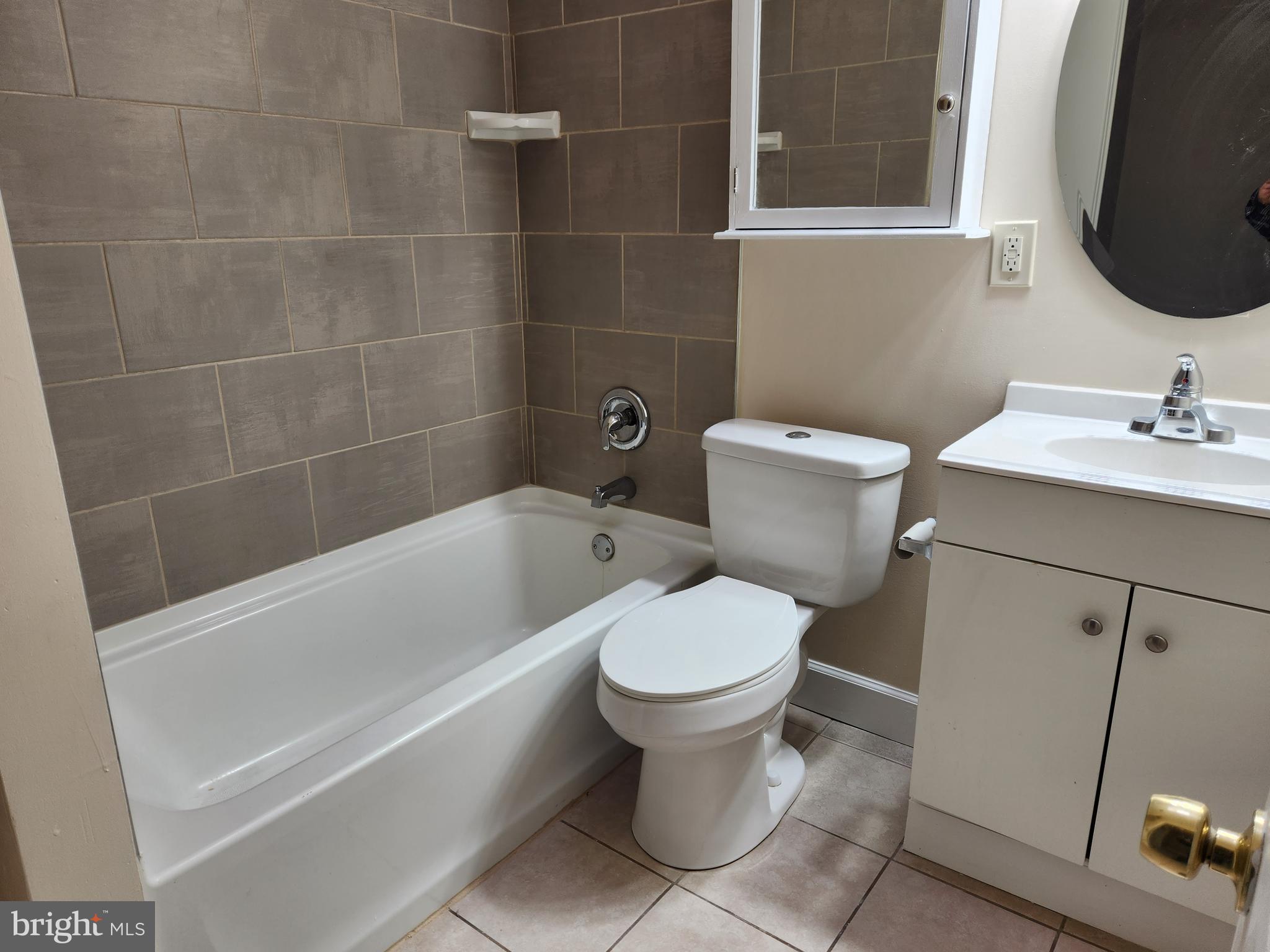 EAST BALTIMORE MIDWAY - Residential