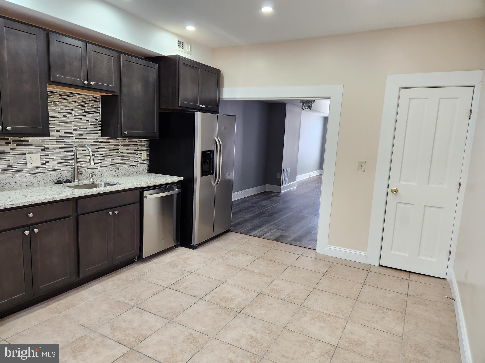 EAST BALTIMORE MIDWAY - Residential