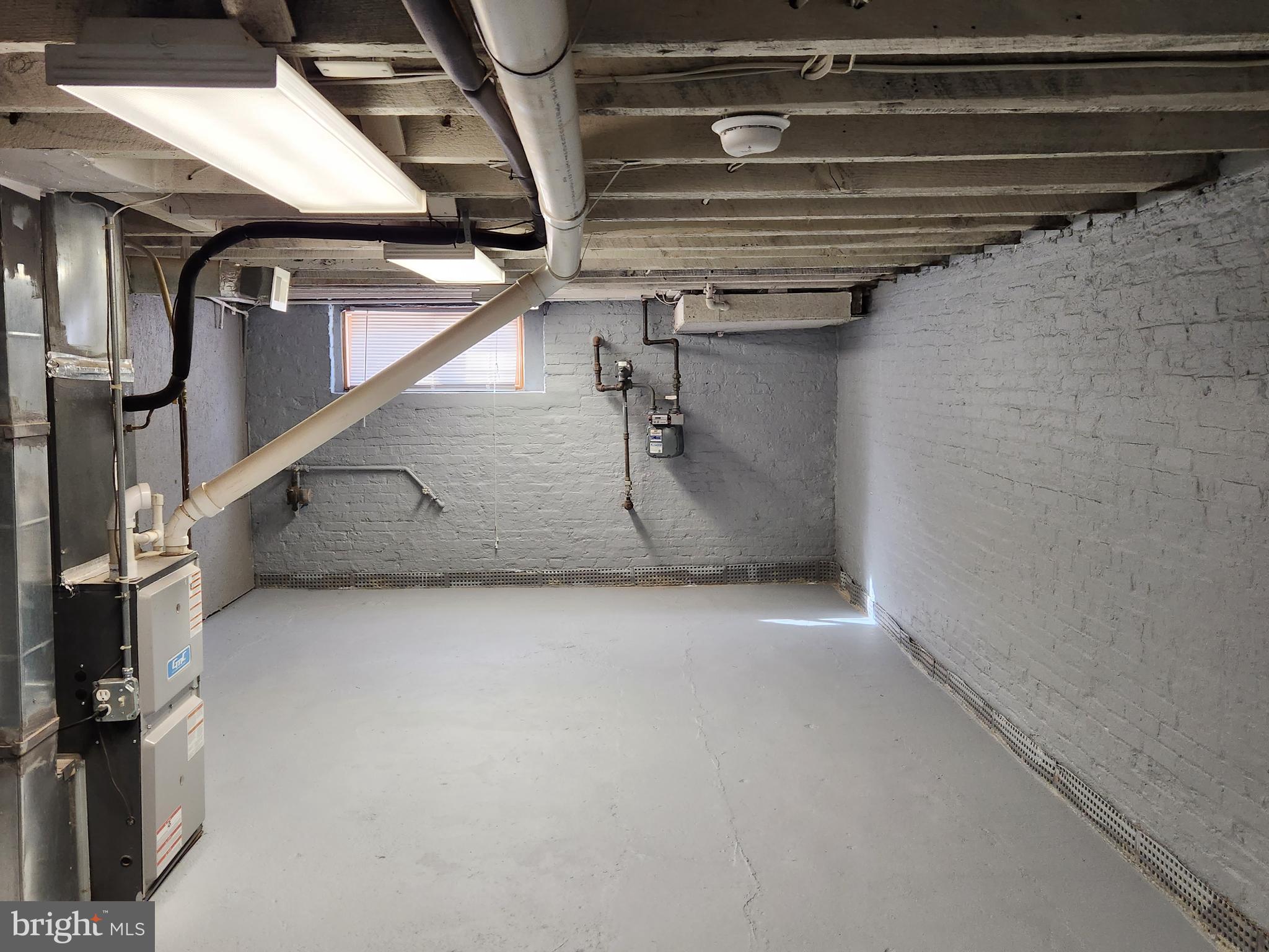 EAST BALTIMORE MIDWAY - Residential