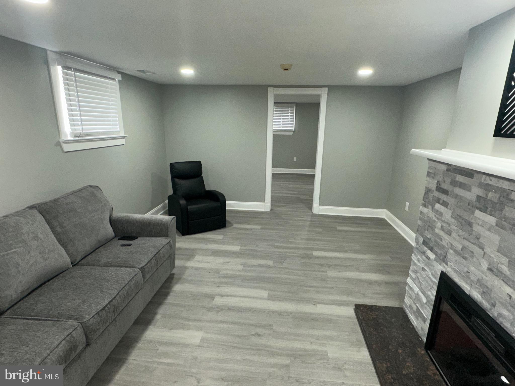 422 FREAR DRIVE 422