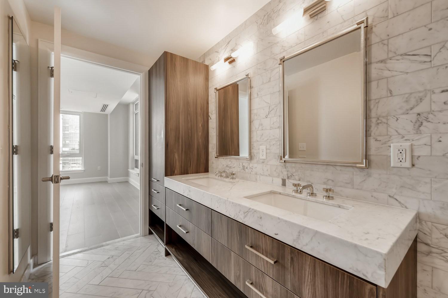 HARBOR EAST - Residential Lease
