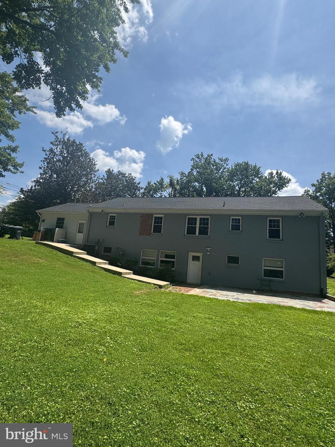 6616 KIRBY COURT