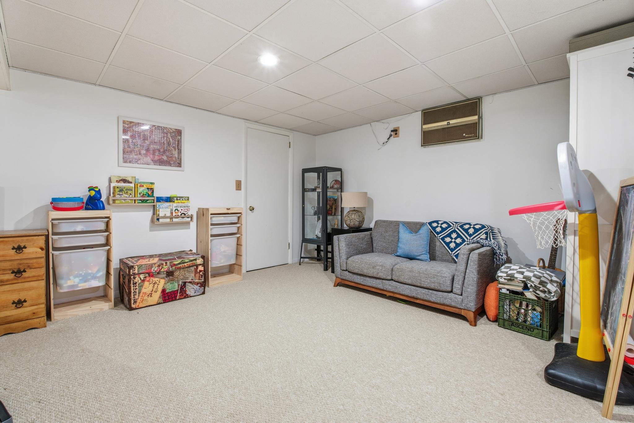 MOUNT HEBRON - Residential