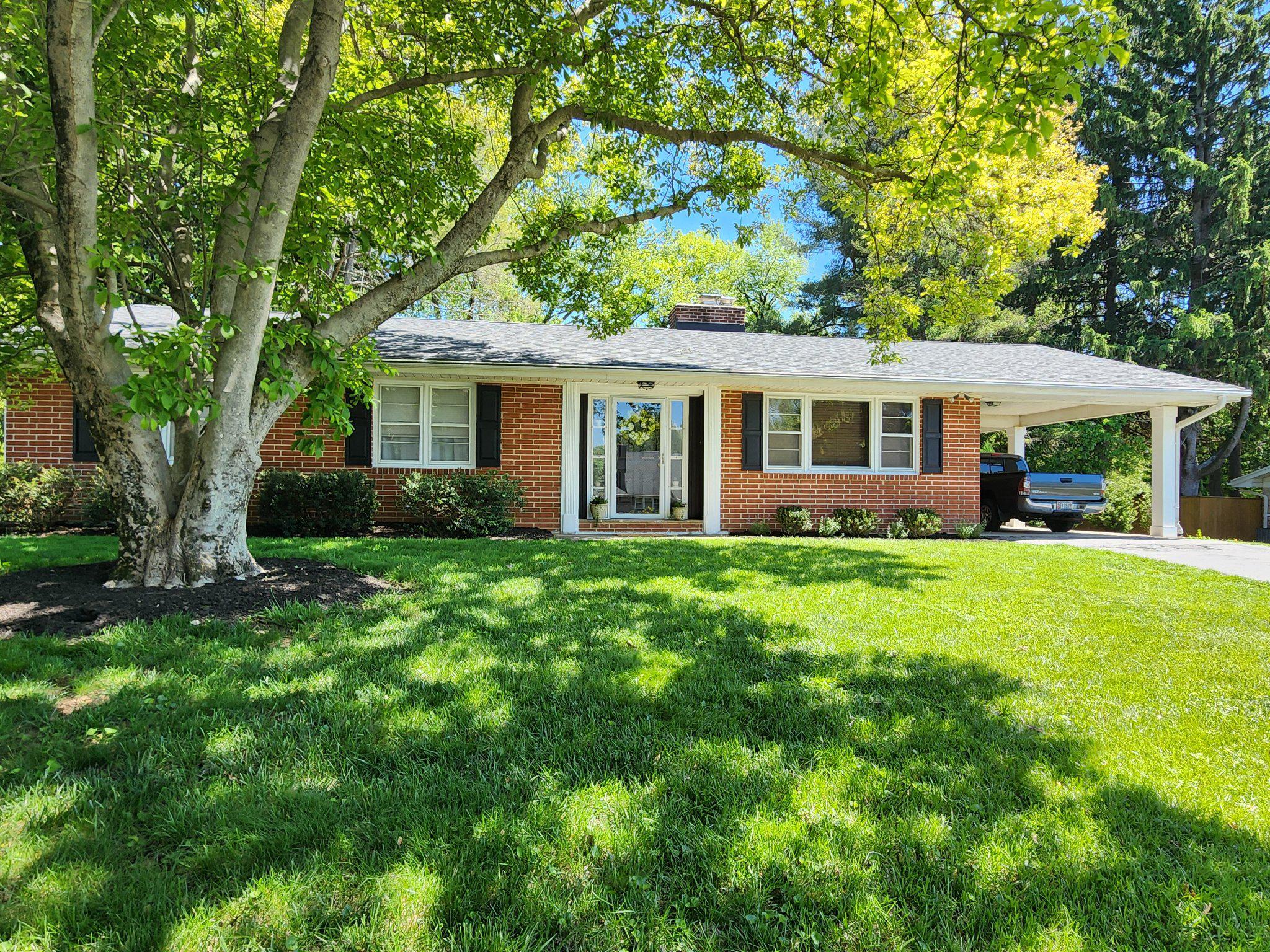 MOUNT HEBRON - Residential