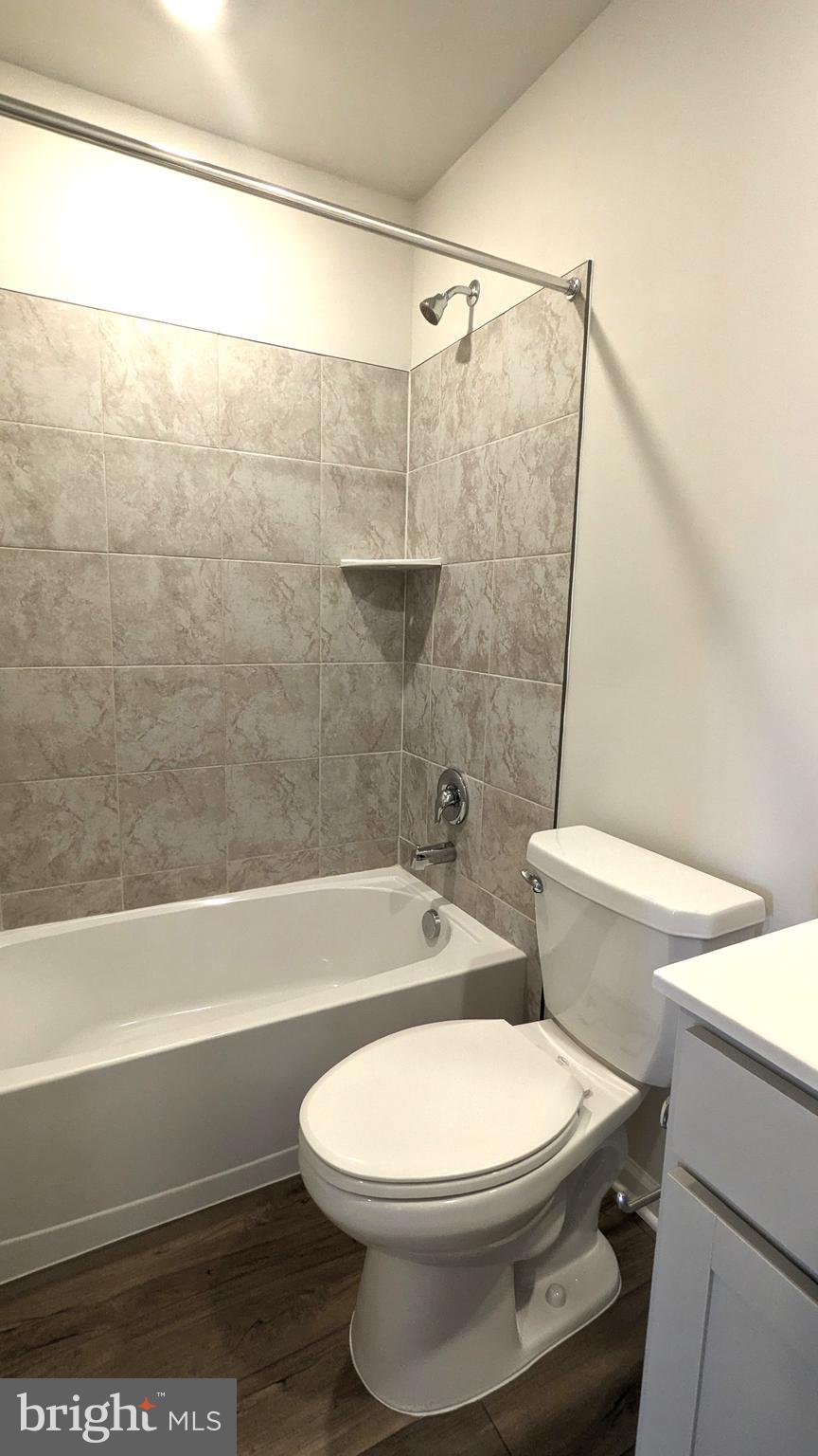 WILLOW GLEN - Residential Lease