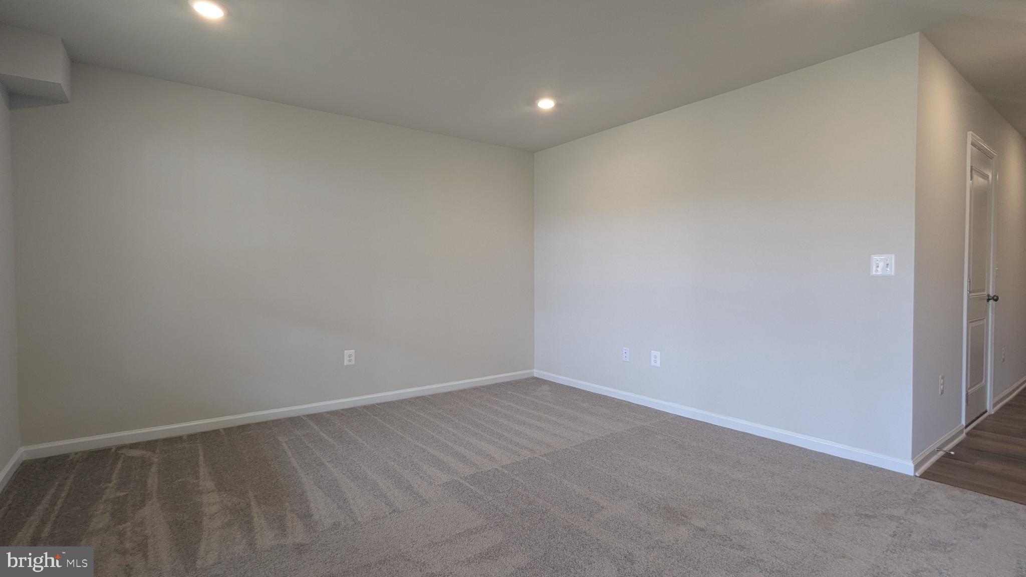 WILLOW GLEN - Residential Lease