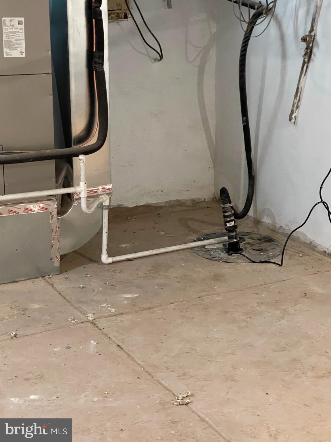 TOWN OF LOUISA - Residential