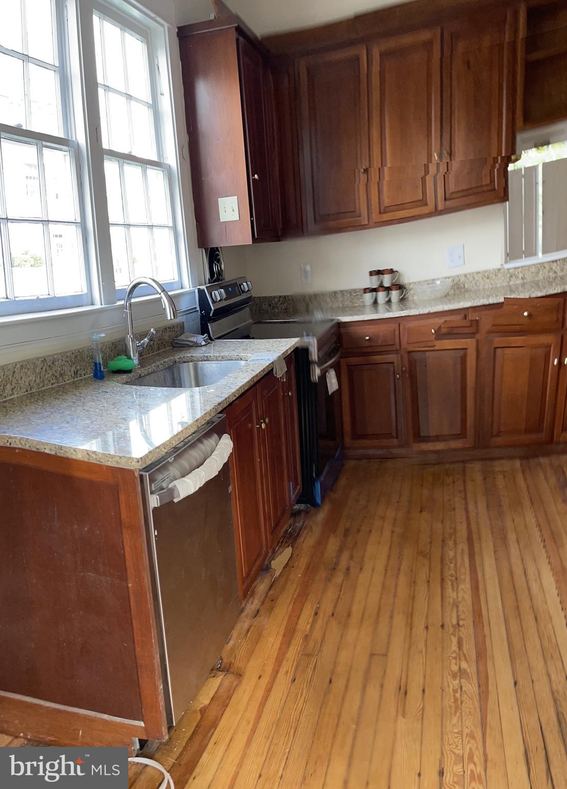 TOWN OF LOUISA - Residential