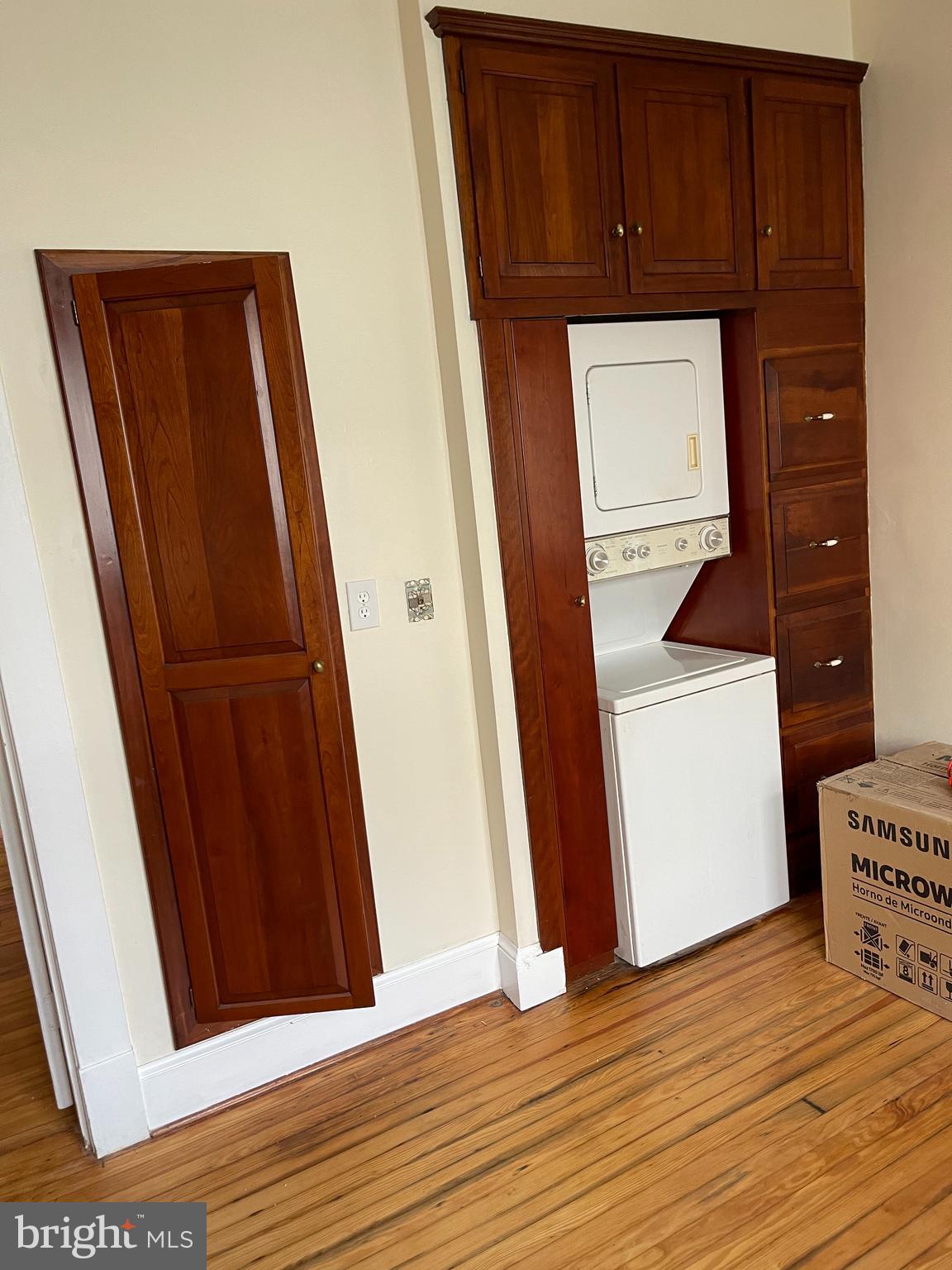 TOWN OF LOUISA - Residential