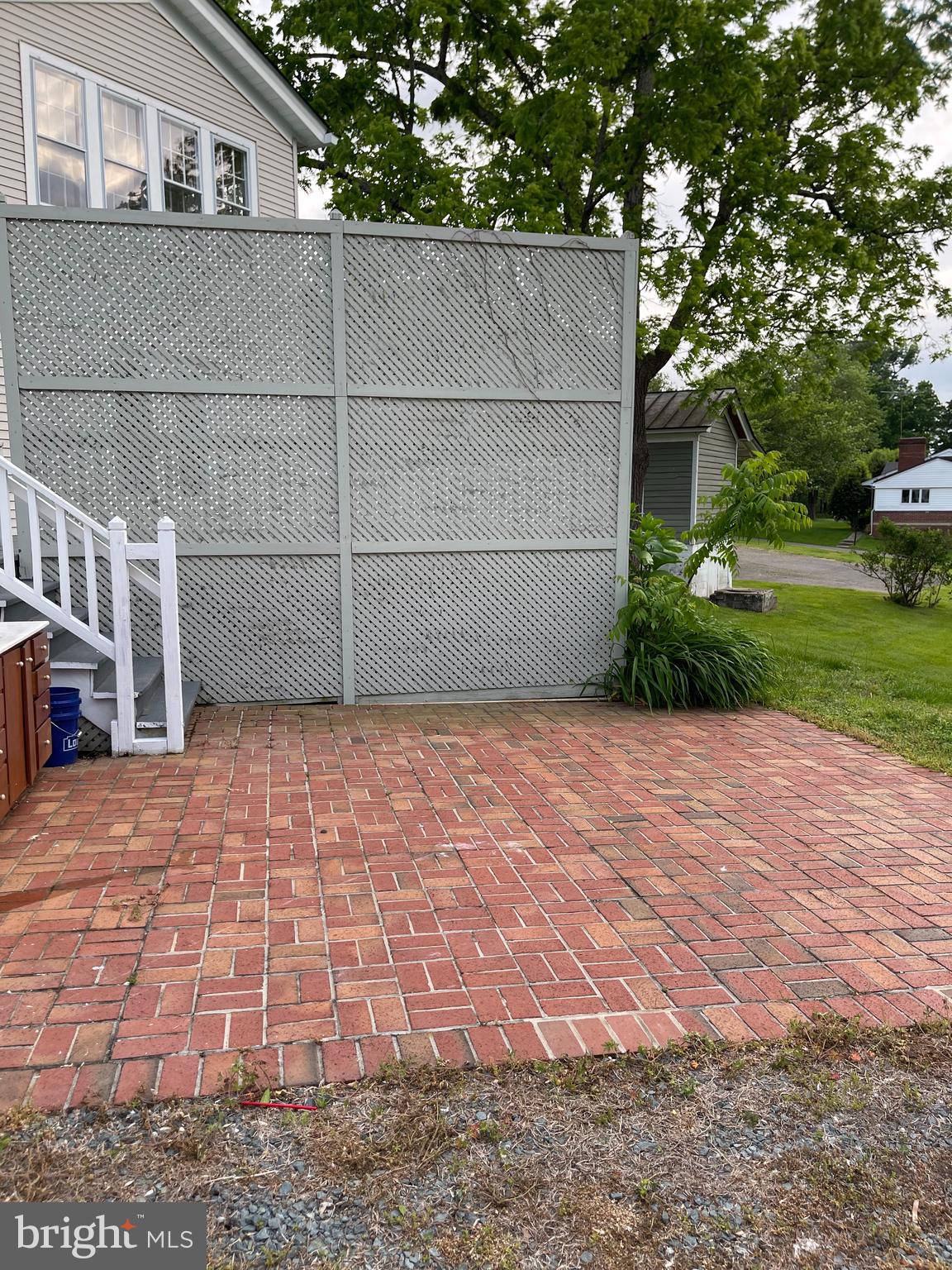 TOWN OF LOUISA - Residential