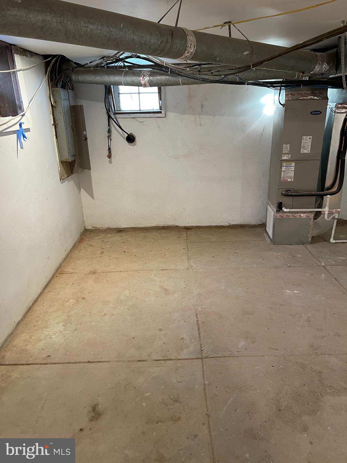 TOWN OF LOUISA - Residential